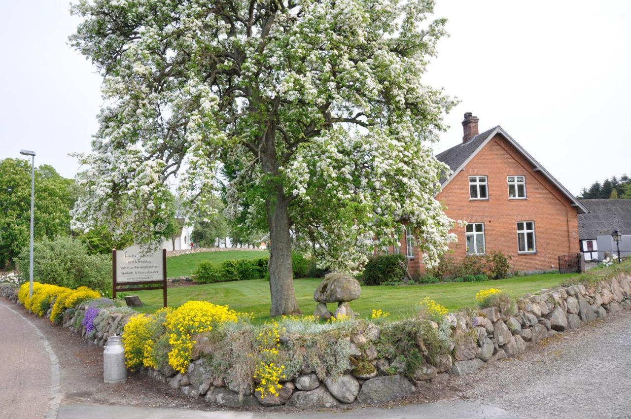 Lundsgaard Bed & Breakfast Фоборг Экстерьер фото